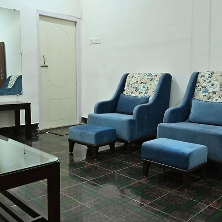 ホテル The Sumola House Jorhāt エクステリア 写真